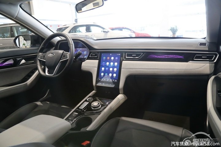 细节出众适合家用，到店实拍江淮iC5