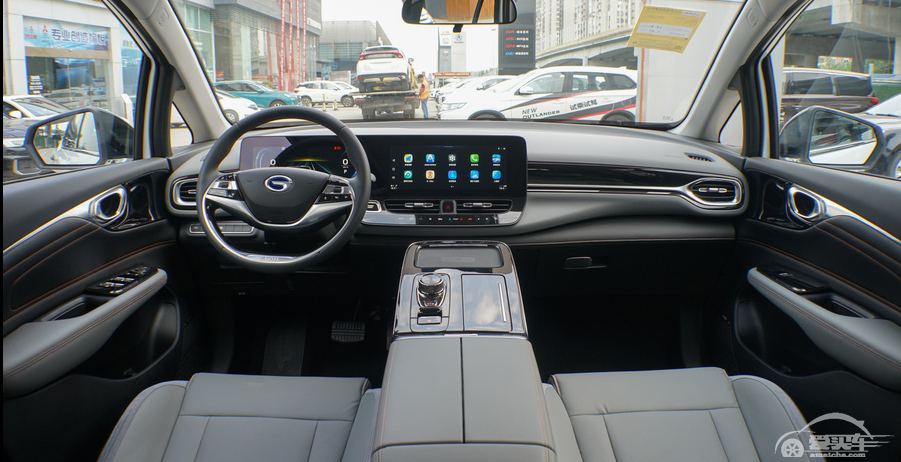 广汽Aion V对比宋PRO EV，同处续航500km水平线，谁更具一哥潜质？