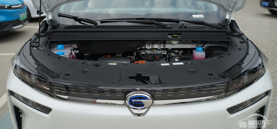 广汽Aion V对比宋PRO EV，同处续航500km水平线，谁更具一哥潜质？