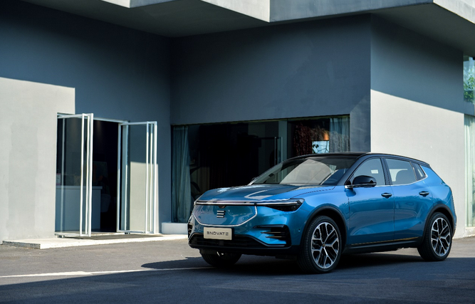  捍卫安全底线，天际ME7铸建电池“安全金字塔” 