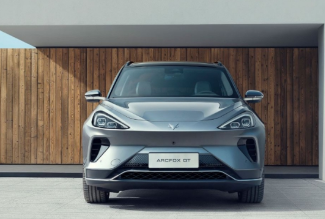  引领高端智能新能源汽车，ARCFOX αT是如何做到的？ 