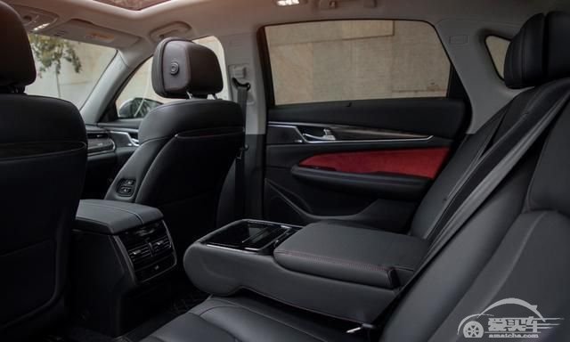 以旗舰实力诠释奋斗者座驾 全新传祺GA8即将焕新登场