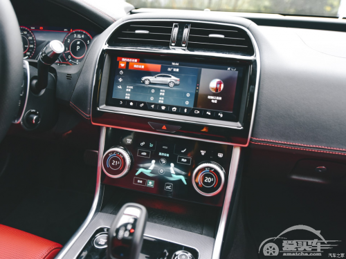 捷豹XEL 英伦范全铝轿跑 小姐姐的最爱