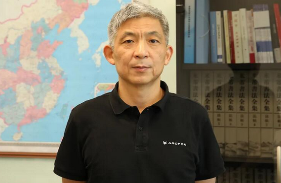  北汽新能源常务副总经理何章翔成为铃轩奖评委 