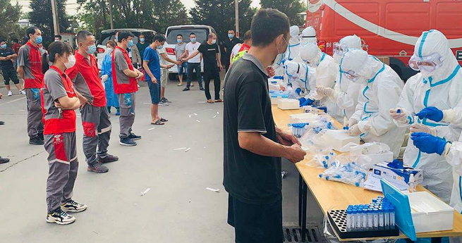  这下可以放心收快递啦！ 北京10万快递小哥核酸检测全部呈阴性 