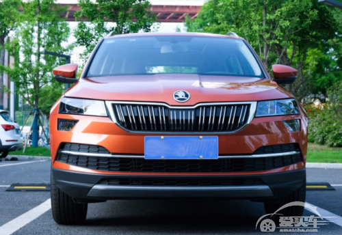 15万德系SUV选？买探歌只能买低配，还不如看柯珞克