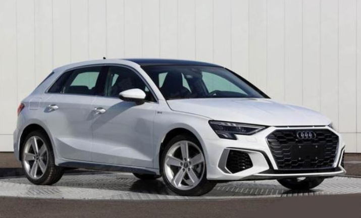  全新奥迪A3或年内上市，现款降至14.29万，不等新款的可以 