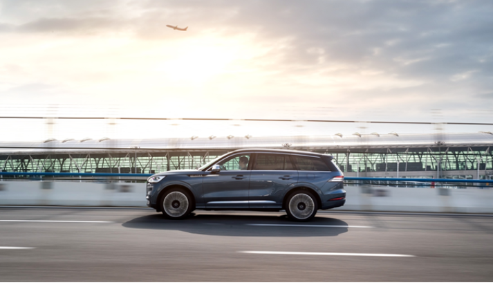  全新林肯飞行家Aviator正式上市，五款车型，售价50.98-75.98万元 