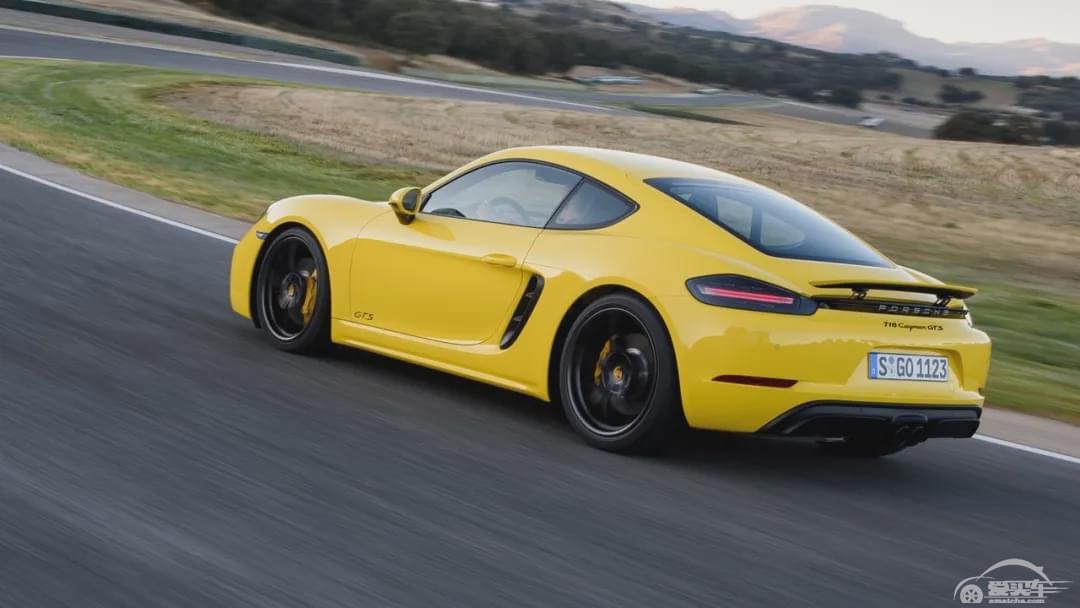 【小姐姐选车】百万元内谁最有驾控乐趣？718 T对比M2雷霆版