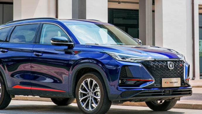 新宝骏RS-5和长安CS75 PLUS哪个好？对比后发现这款