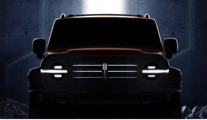 国外垄断20年，豪华越野SUV格局终变，WEY再次实现