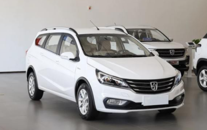 宝骏310W怎么样？空间够大经济耐用的旅行车，年