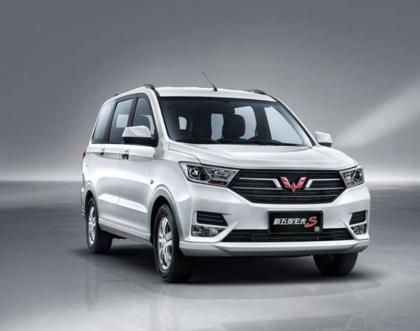 上半年MPV龙虎榜：五菱宏光第一，比亚迪宋MAX跌