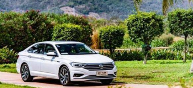 不到10万的大众速腾比朗逸更高级比轩逸还好看，