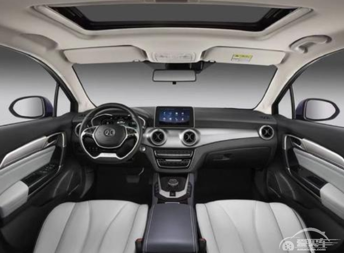 热销纯电家用驾车试驾，北汽新能源EU5畅享美好用车生活