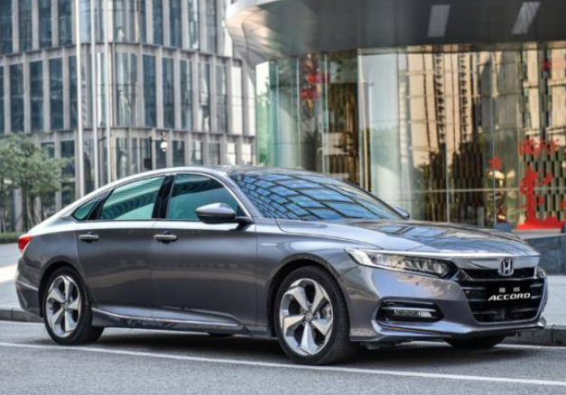 谁才是混动B级车首选？本田雅阁锐·混动对比丰