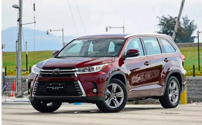 5款30万级高保值率SUV，日系、德系包揽，丰田汉