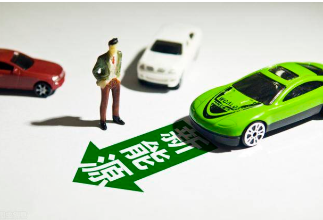  新能源车上半年销量大降近四成，传统车企和新势力谁能坚持下去？ 