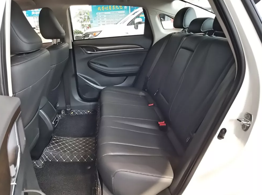 15万价位自主轿车代表作？对比推荐博瑞、红旗H5、传祺GA6