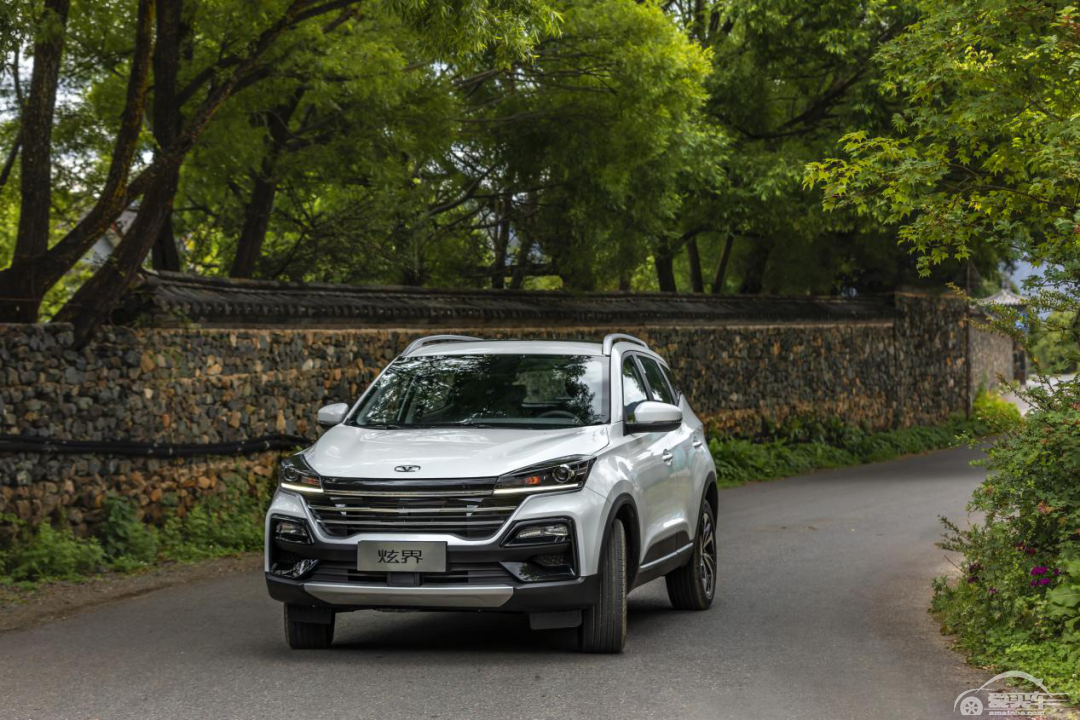 90后首购SUV怎么选，炫界给你最优解