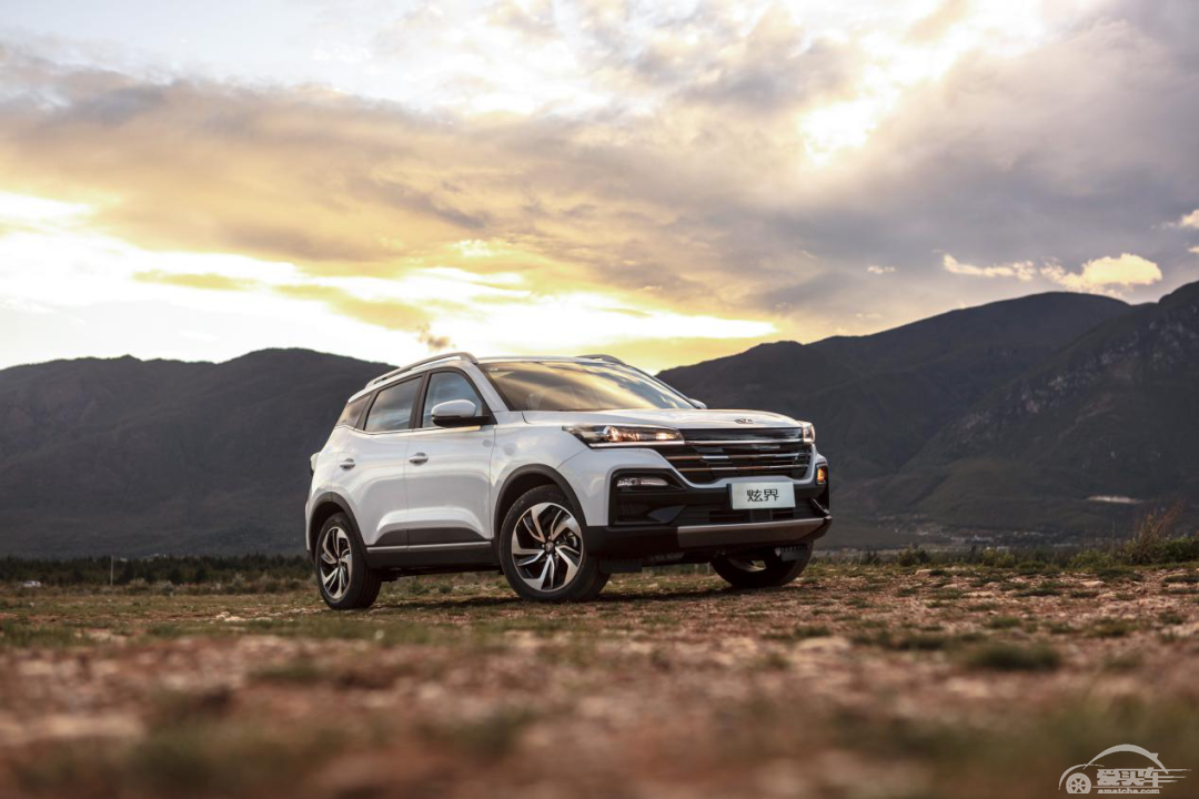 90后首购SUV怎么选，炫界给你最优解