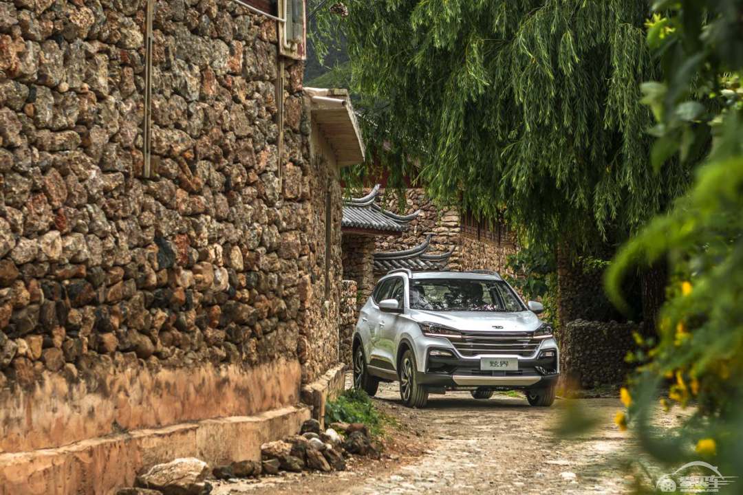 90后首购SUV怎么选，炫界给你最优解