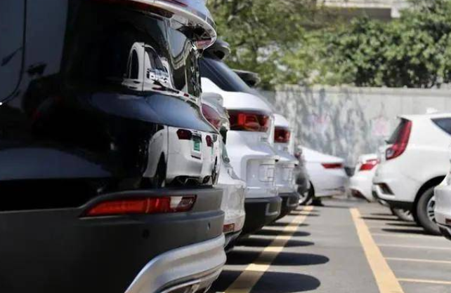  “报复性”消费来了：每卖5辆车，就有1辆豪华车！ 