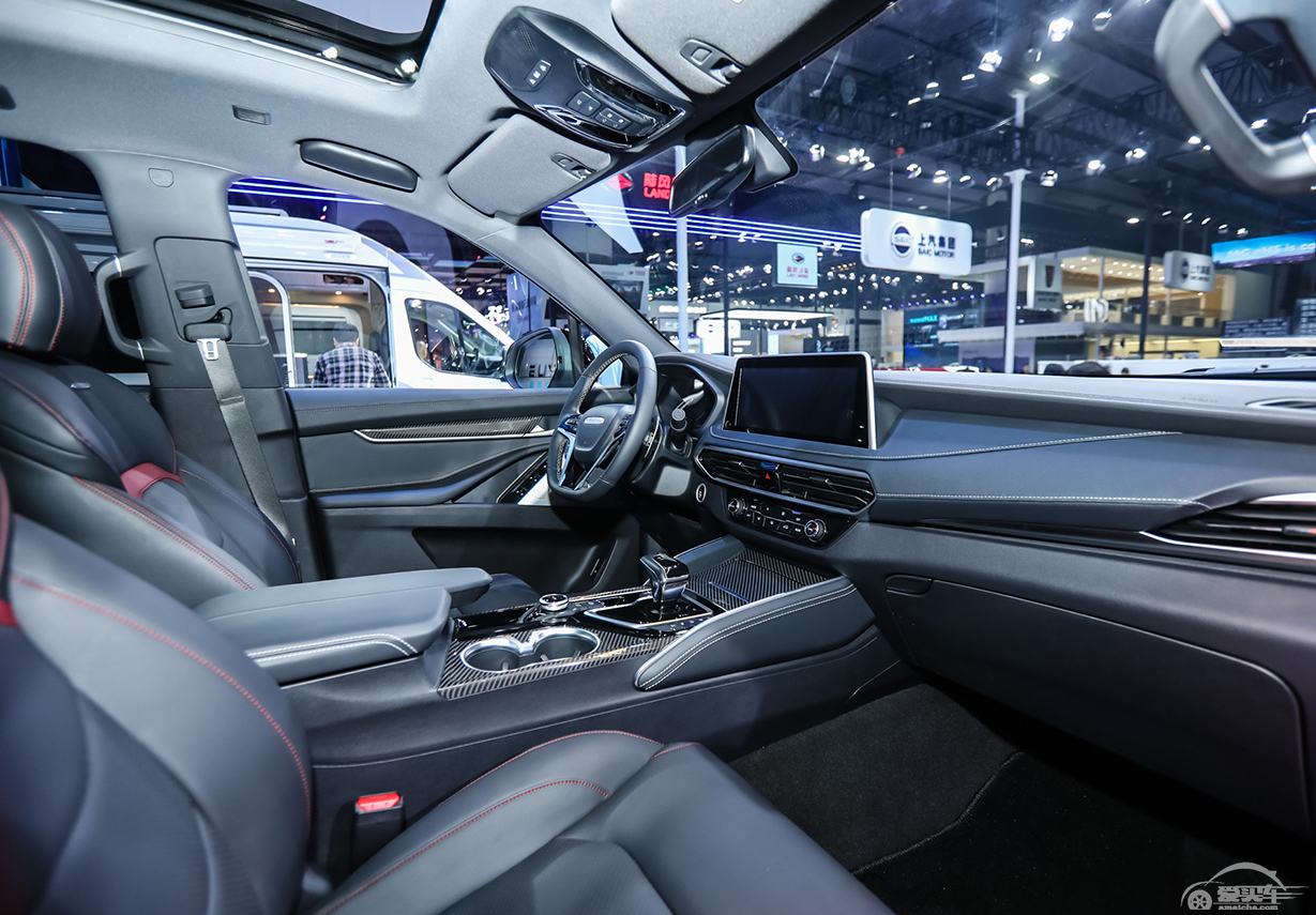 想要自驾川藏线，开什么车最合适？这一点最关键！