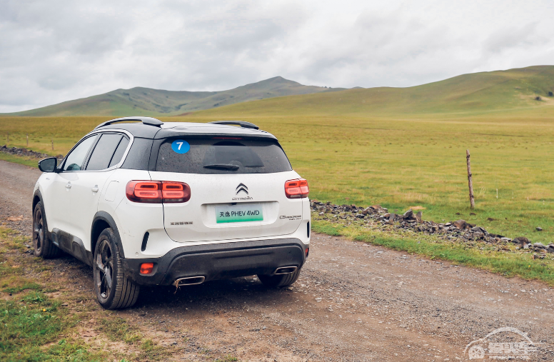 雪铁龙天逸PHEV :“三擎四驱”让我从泥潭脱险