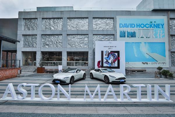  出界，入格 阿斯顿·马丁首款SUV DBX逐美之行艺术展北京完美收官 