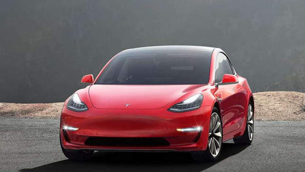  特斯拉的消费群中，也出现了快递小哥身影 