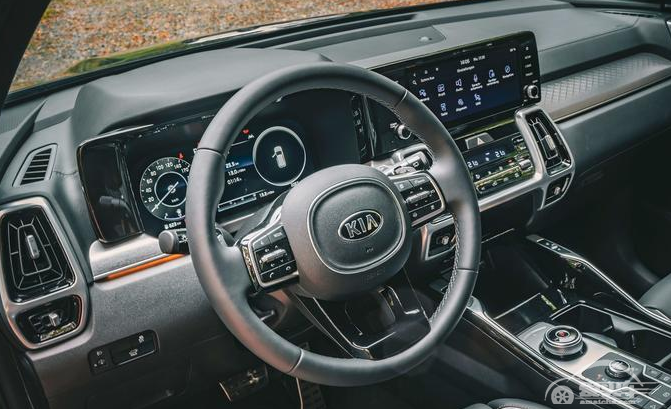 加高版起亚K5，轴距2815超汉兰达，预定最帅中型SUV？