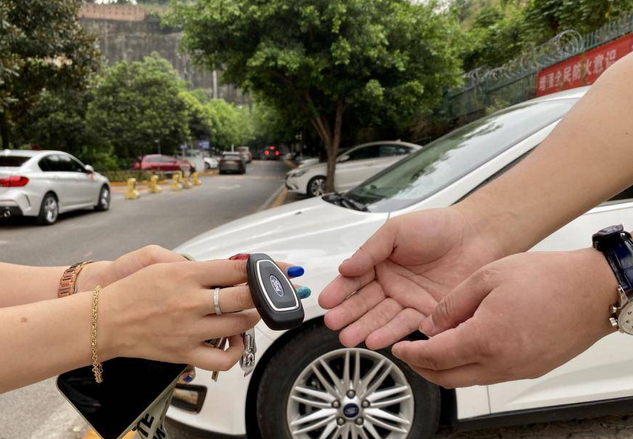 吃着火锅保养车？长安福特“上门取送车”到底