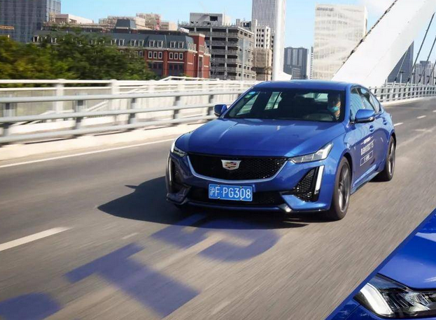 拒绝随波逐流 试驾凯迪拉克CT5