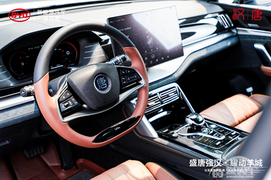 零距离接触比亚迪唐和汉，终于知道它们为什么这么热卖了