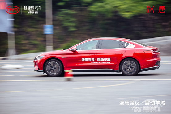 零距离接触比亚迪唐和汉，终于知道它们为什么这么热卖了