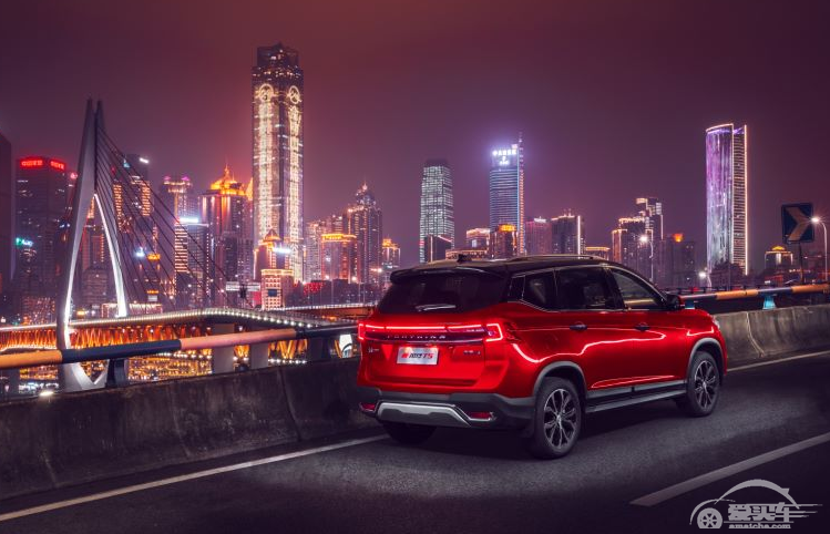 金九银十想买车？ 这台6.99万起的加大号SUV，值得入手！