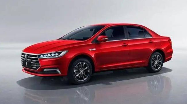 比亚迪宋PLUS，又是一个抢地盘的好手？