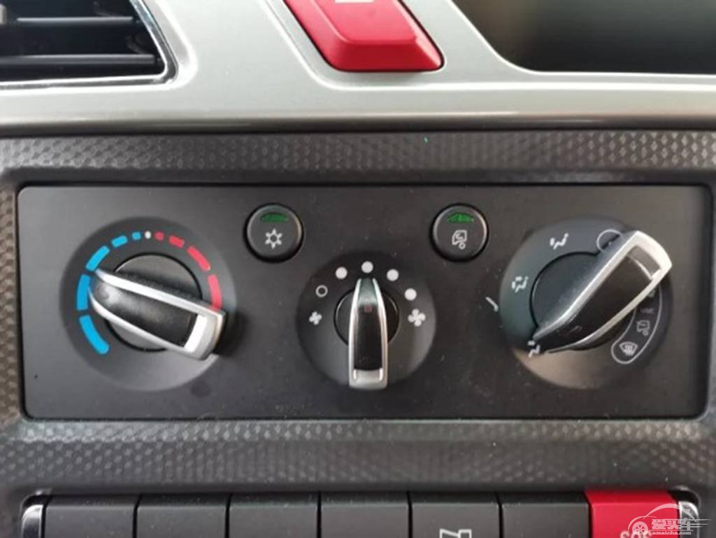 仅凭一张照片卖出112辆，这款年轻中卡为何如此“豪横”？