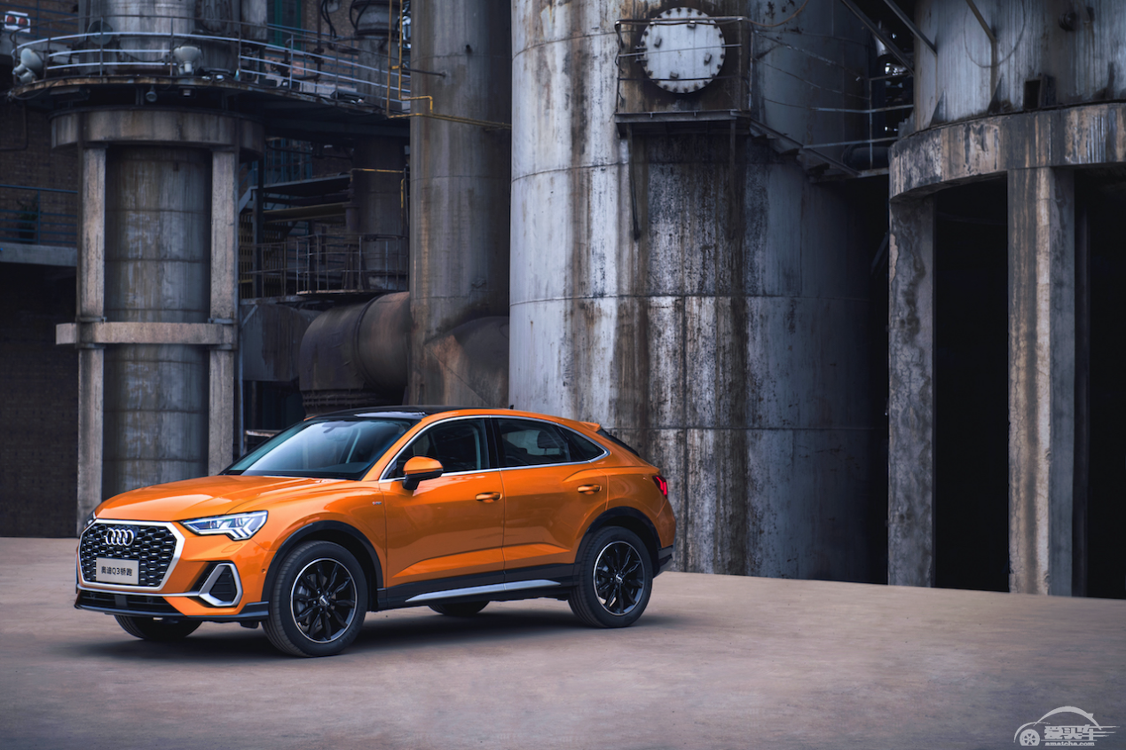 奥迪Q3轿跑：年轻人，你的最佳潮流伙伴已上线