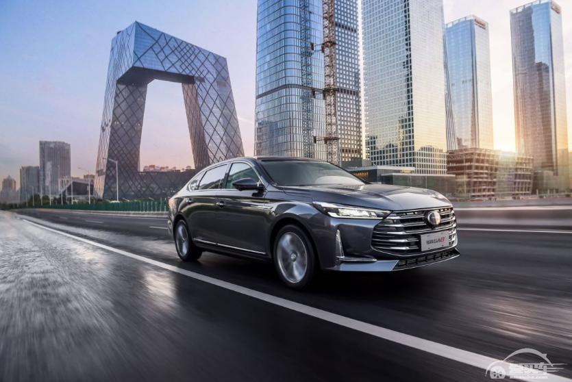 自主与合资B级车王牌之争：传祺GA8对比大众帕萨特