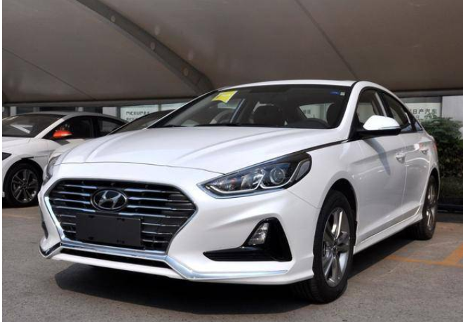 标配感应尾门的合资B级车 被战略雪藏 卖11万秘而