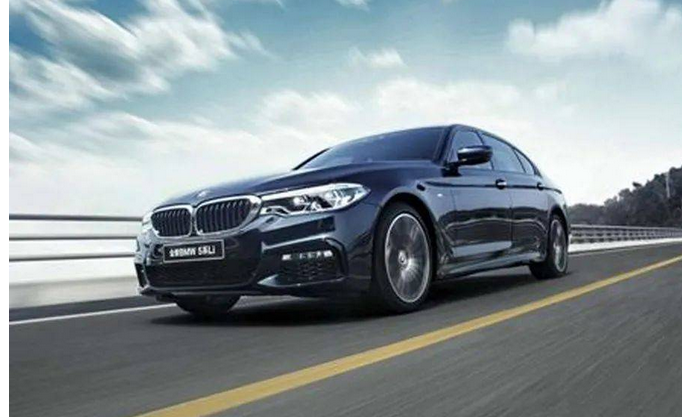  8月高端轿车销量TOP8出炉，奥迪A6L猛增46.7%，5系、E级改款在即！ 