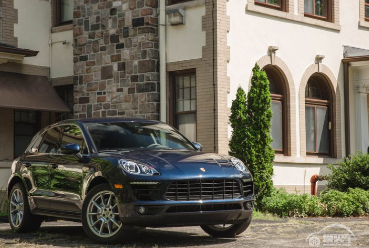 香车配美人，这4款车绝对适合女生开，优雅大气还个性