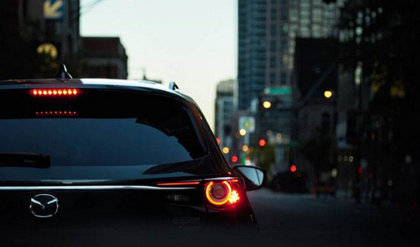 三年三连召，“碌碌无为”的长安马自达