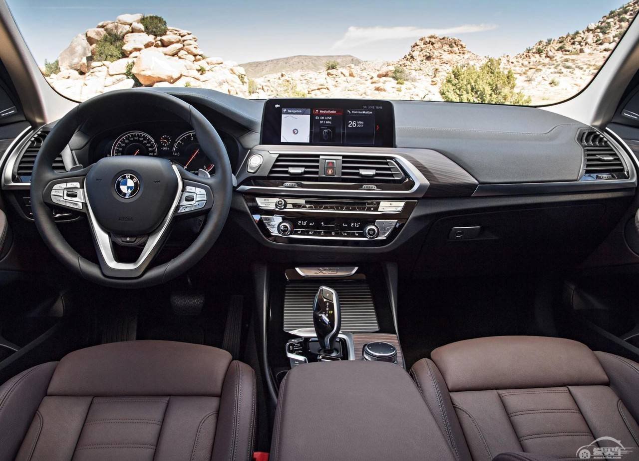 车主导购：30万预算，选宝马X3还是宝马X4呢？