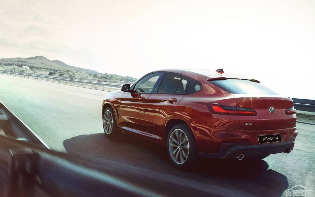 车主导购：30万预算，选宝马X3还是宝马X4呢？