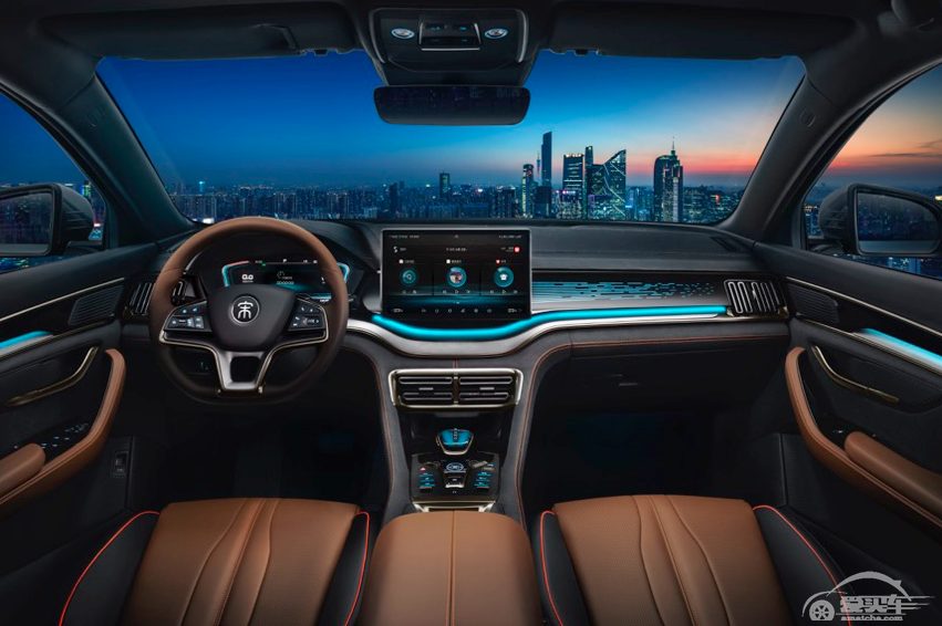 不止于“颜值革命”，比亚迪宋PLUS靠什么跻身主流？丨车壹条