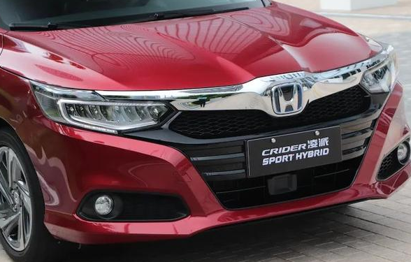  凌派混动VS雷凌混动，混动头筹究竟花落谁家？ 