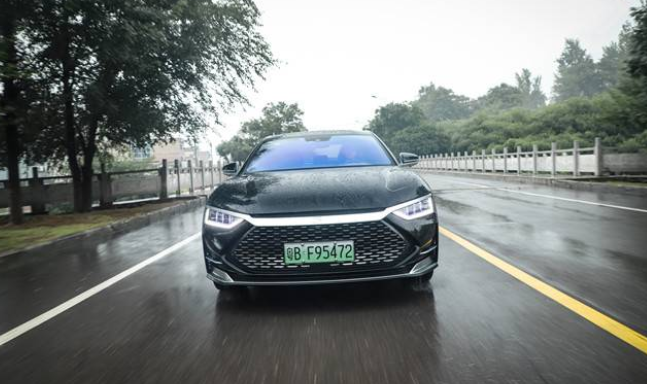  百公里油耗实测仅4.02L ， 汉DM首试表现非凡 